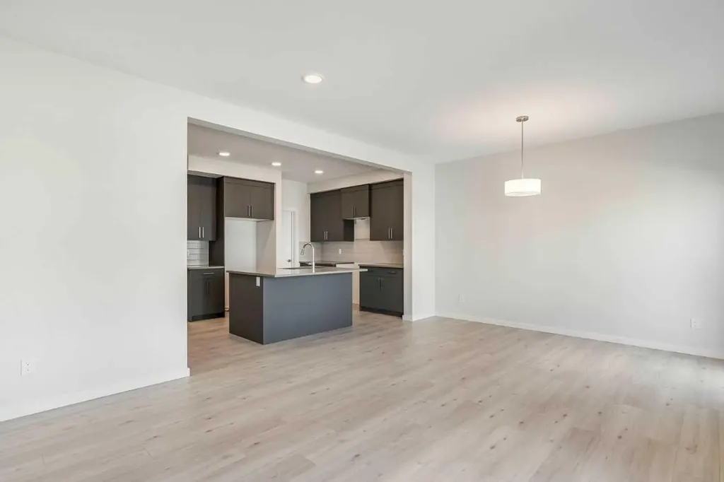 408 Heartwood Grove SE Calgary AB T3M2K1