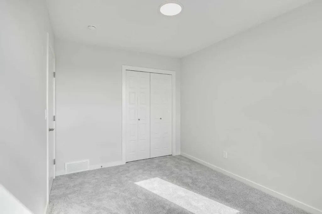 408 Heartwood Grove SE Calgary AB T3M2K1