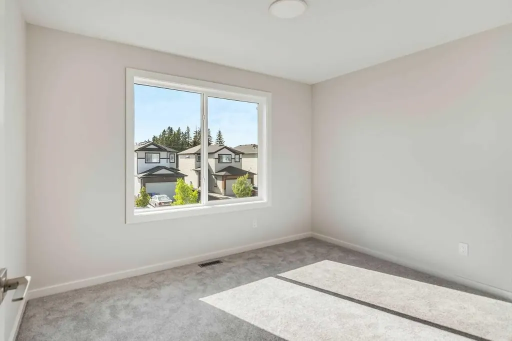 408 Heartwood Grove SE Calgary AB T3M2K1