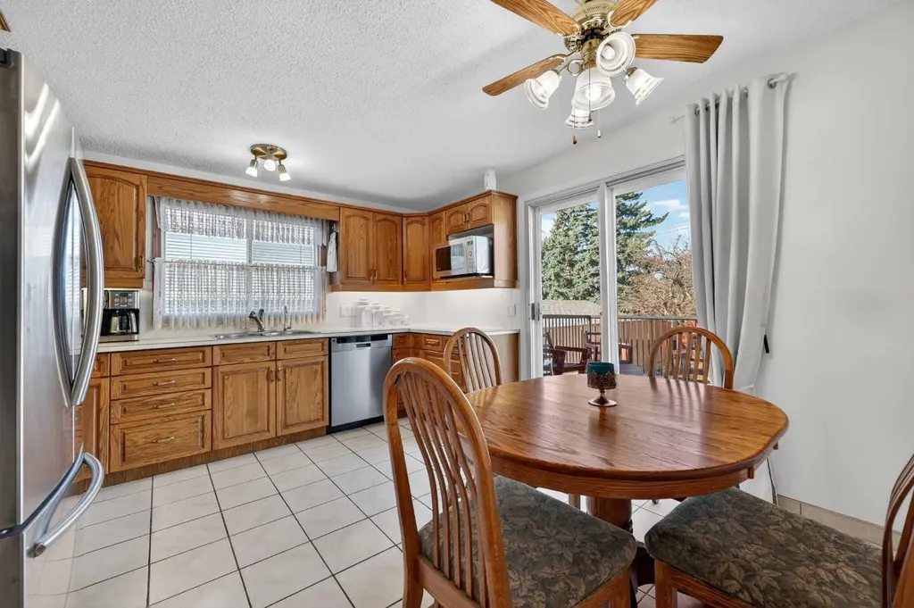 6451 70 Street NW Calgary AB T3B 3J5