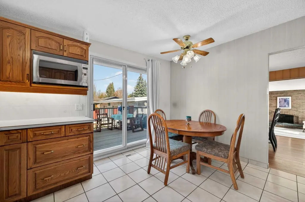 6451 70 Street NW Calgary AB T3B 3J5