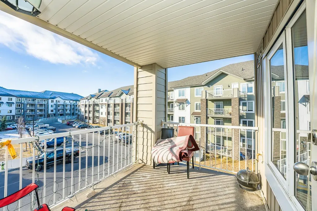 6118 80 Avenue NE Calgary AB T3j 1B3