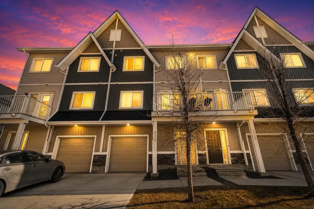 32 Red Embers Parade NE Calgary AB T3N1P7