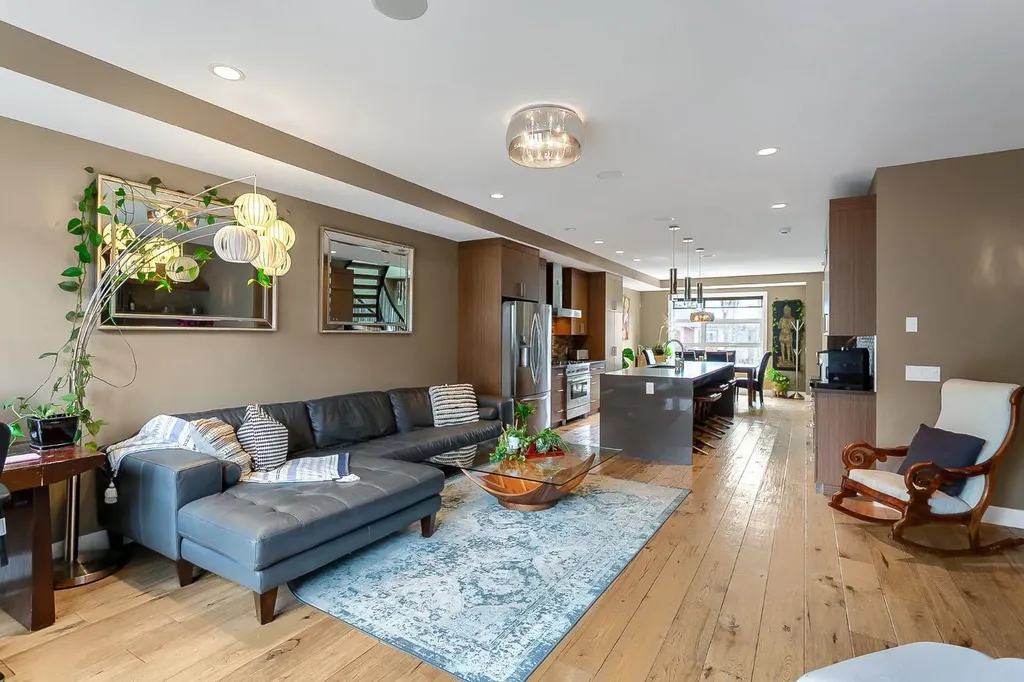 1834 30 Avenue SW Calgary AB T2T 1P7