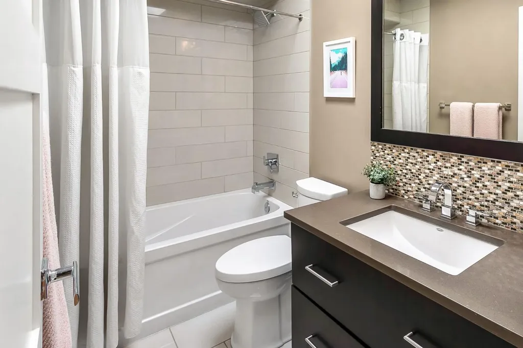 1834 30 Avenue SW Calgary AB T2T 1P7