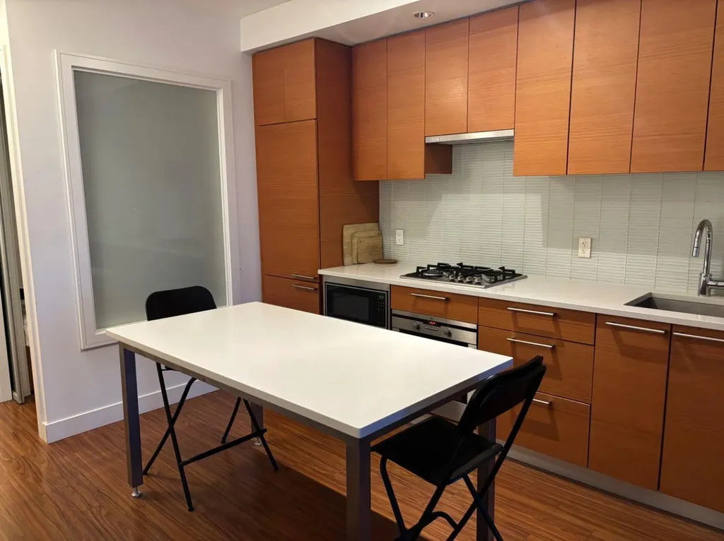 222 Riverfront Avenue SW Calgary AB T2P 4V9