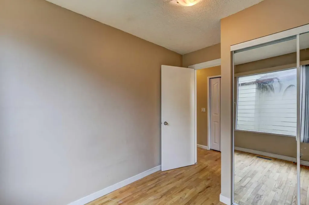 1163 Falworth Road NE Calgary AB T3J 1C8