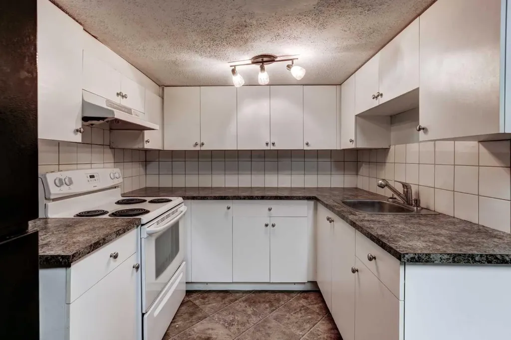 1163 Falworth Road NE Calgary AB T3J 1C8