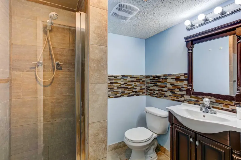 1163 Falworth Road NE Calgary AB T3J 1C8