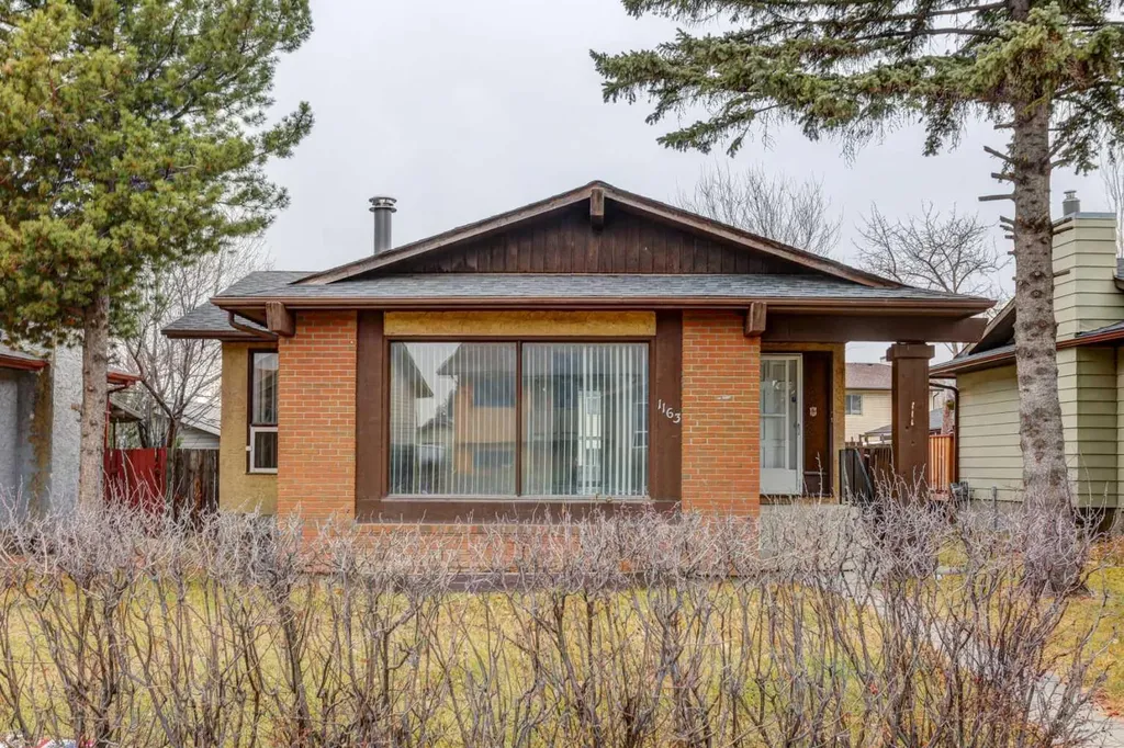 1163 Falworth Road NE Calgary AB T3J 1C8