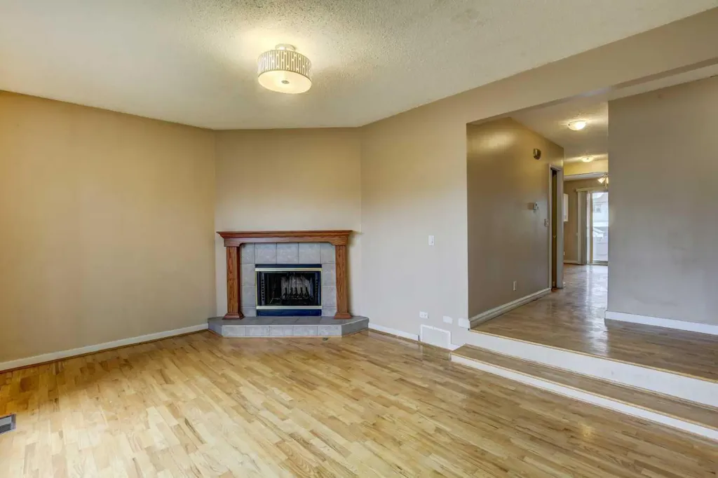 1163 Falworth Road NE Calgary AB T3J 1C8