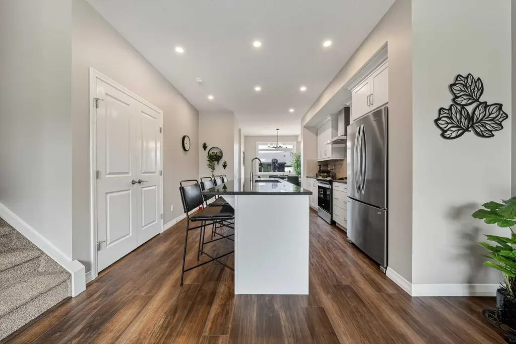 20545 Main Street SE Calgary AB T3M 3E9