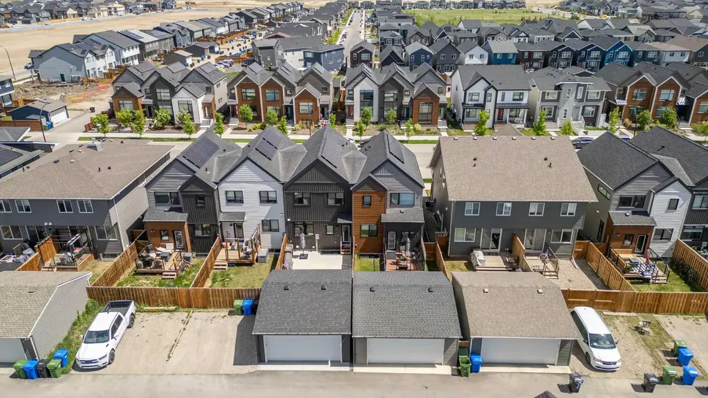 20545 Main Street SE Calgary AB T3M 3E9