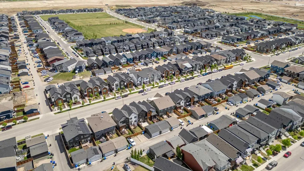 20545 Main Street SE Calgary AB T3M 3E9