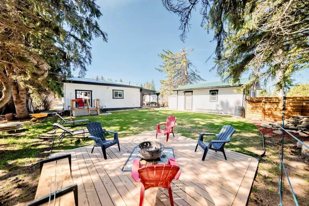 2026 9 Avenue Rural Red Deer County AB T0M1V0