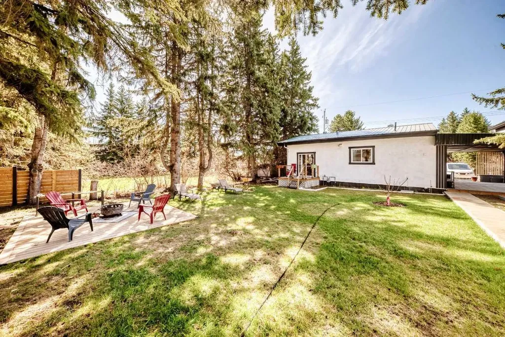 2026 9 Avenue Rural Red Deer County AB T0M1V0