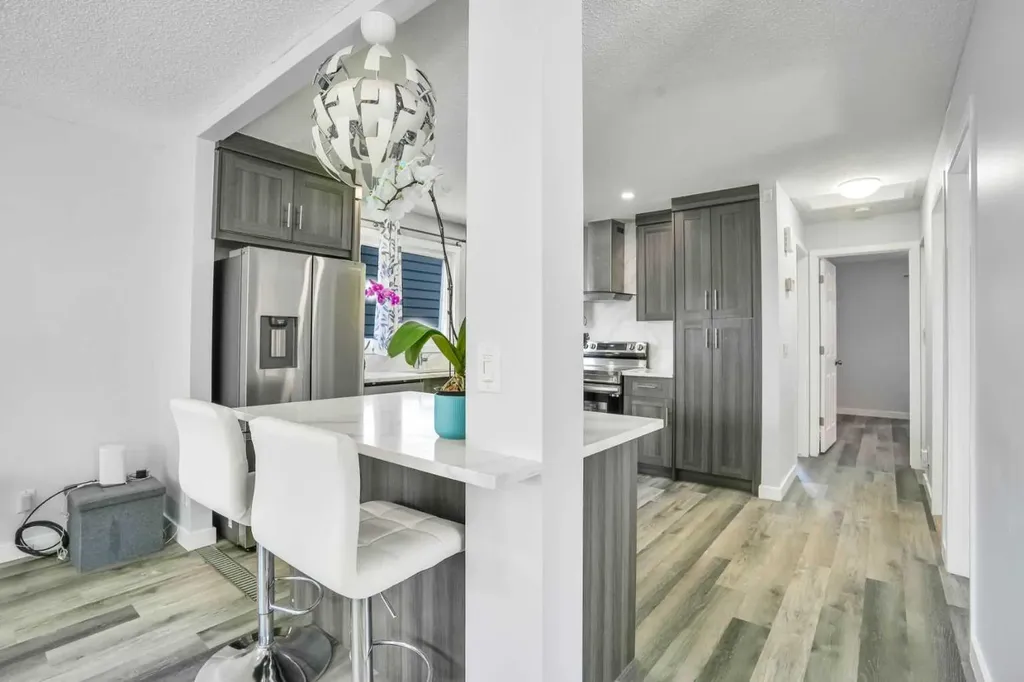 76 Aberfoyle Close NE Calgary AB T2A 6S6