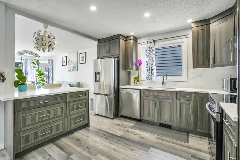 76 Aberfoyle Close NE Calgary AB T2A 6S6