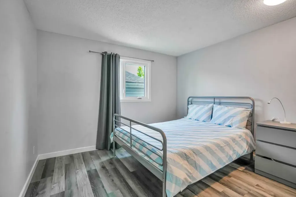 76 Aberfoyle Close NE Calgary AB T2A 6S6