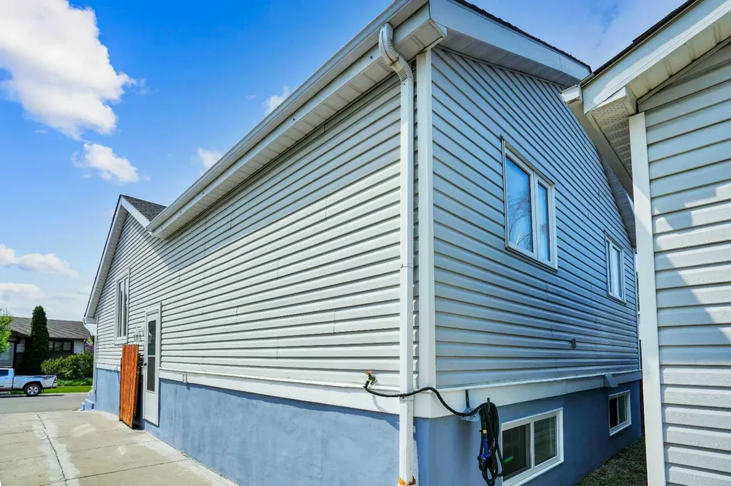 76 Aberfoyle Close NE Calgary AB T2A 6S6