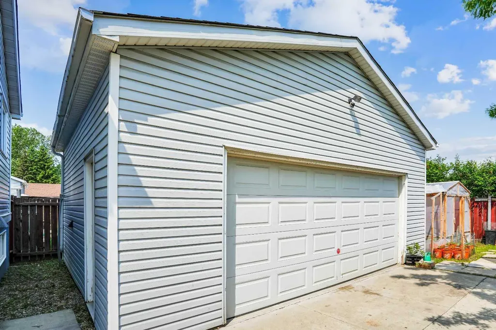 76 Aberfoyle Close NE Calgary AB T2A 6S6