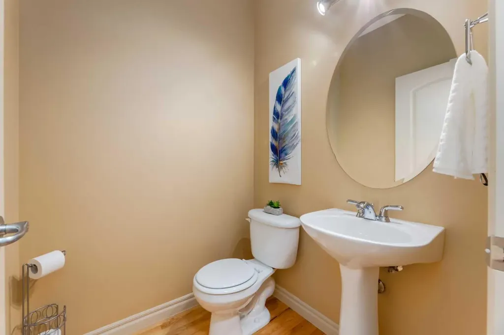 195 Willowmere Close Chestermere AB T1X 1S2