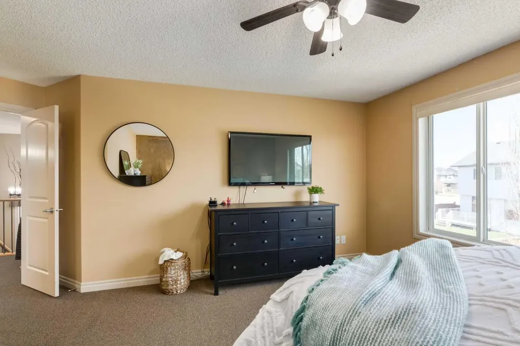 195 Willowmere Close Chestermere AB T1X 1S2