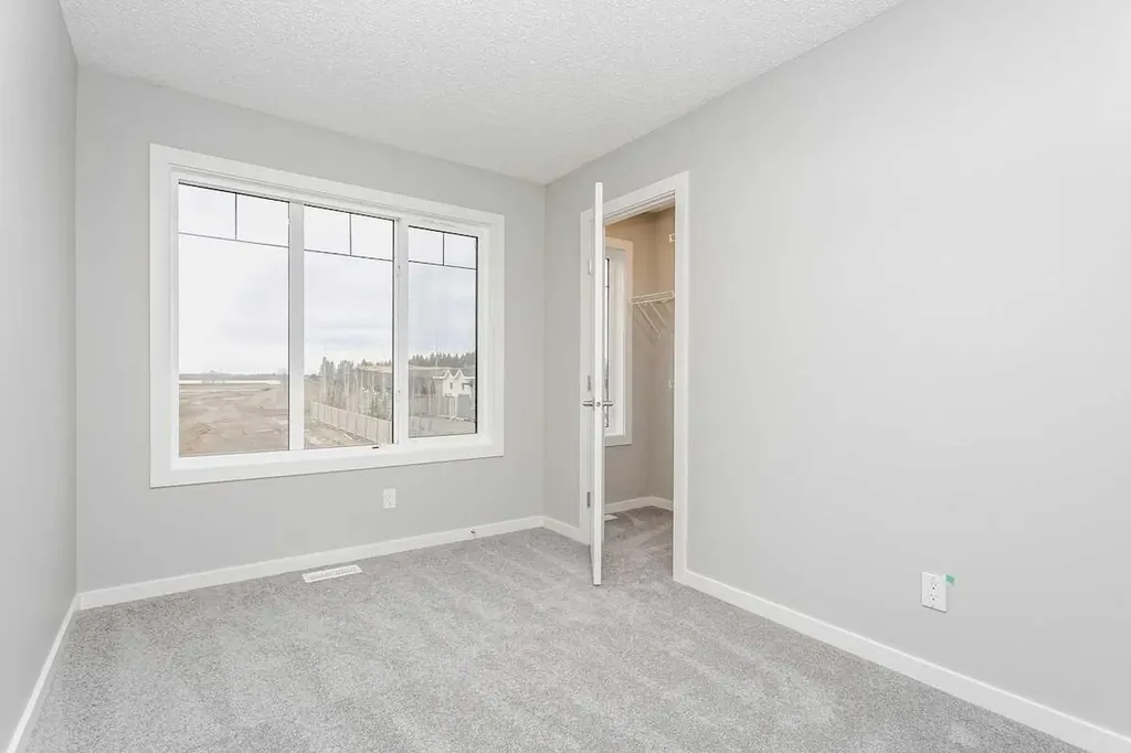 222 Heartwood Parade SE Calgary AB T3M2K1