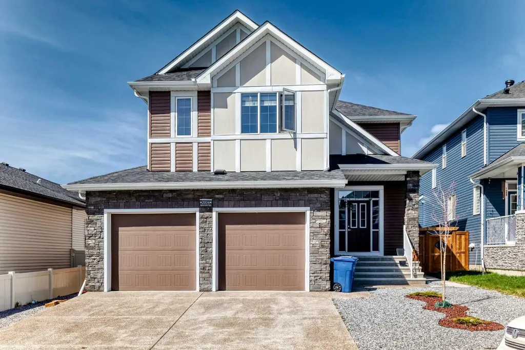 2004 Ravensdun Crescent SE Airdrie AB T4A 3K2