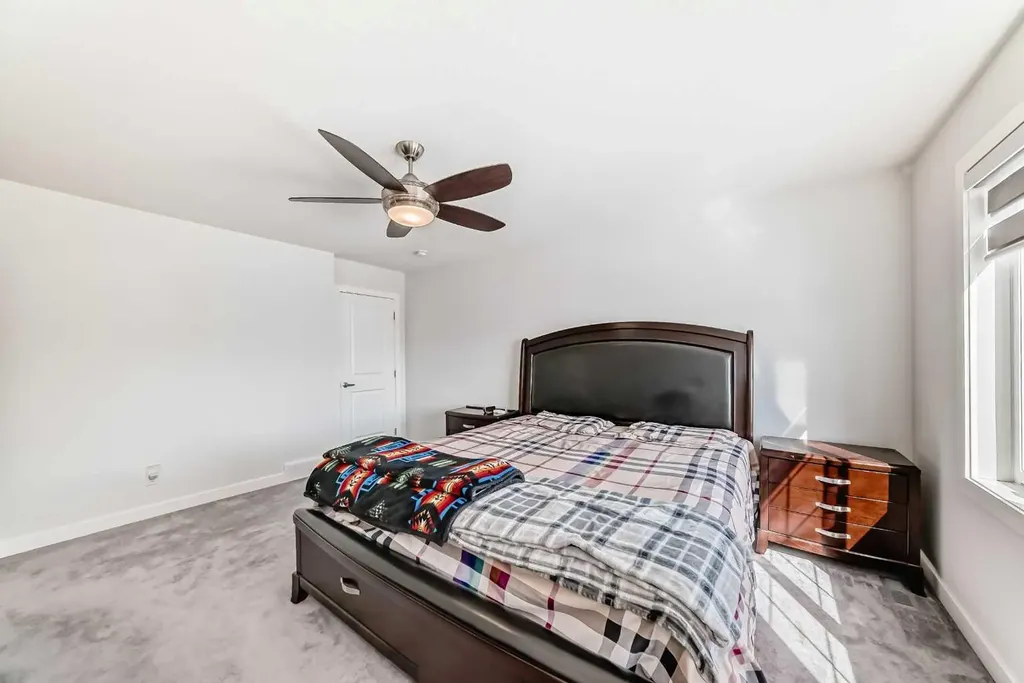 2004 Ravensdun Crescent SE Airdrie AB T4A 3K2