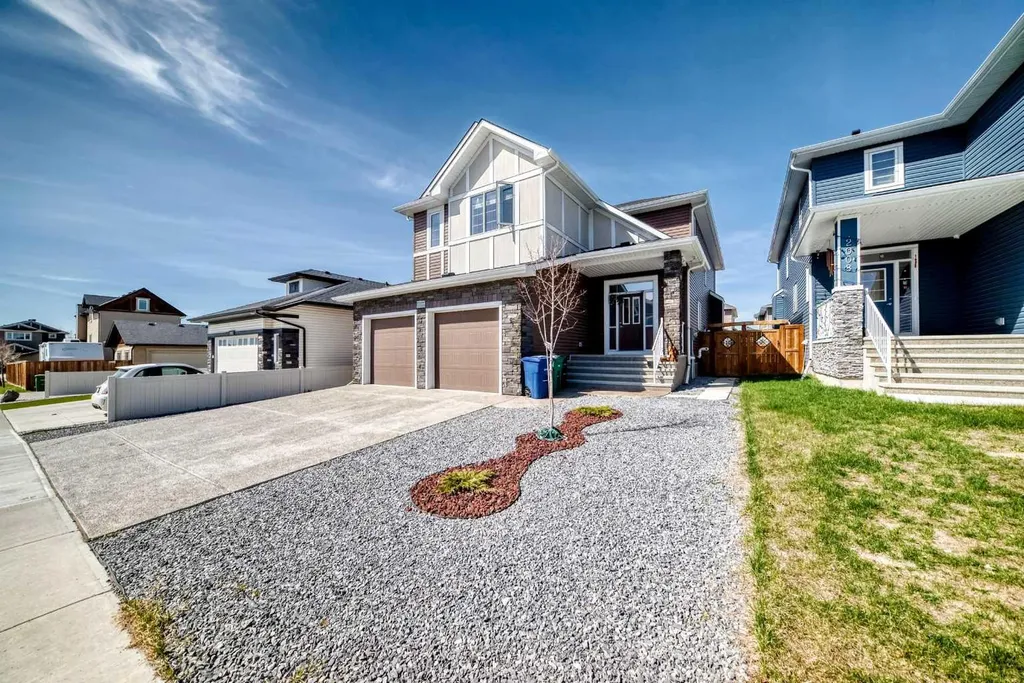 2004 Ravensdun Crescent SE Airdrie AB T4A 3K2