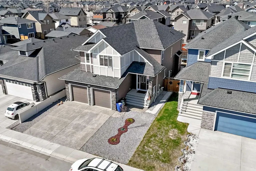 2004 Ravensdun Crescent SE Airdrie AB T4A 3K2