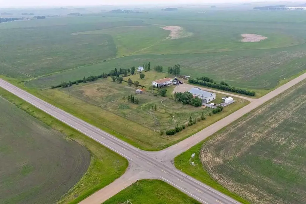 31275 Range Road 13 Rural Mountain View County AB T0M0W0