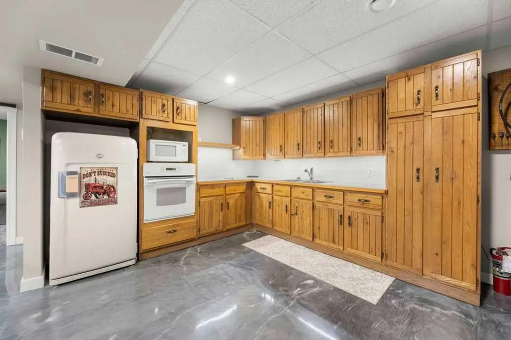 31275 Range Road 13 Rural Mountain View County AB T0M0W0