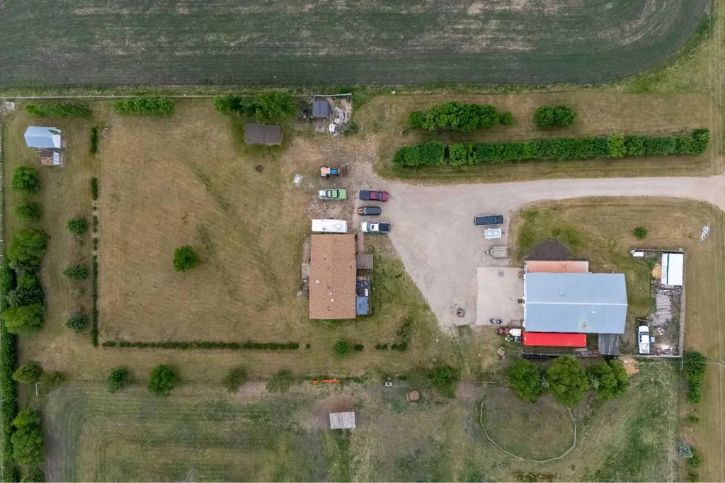 31275 Range Road 13 Rural Mountain View County AB T0M0W0