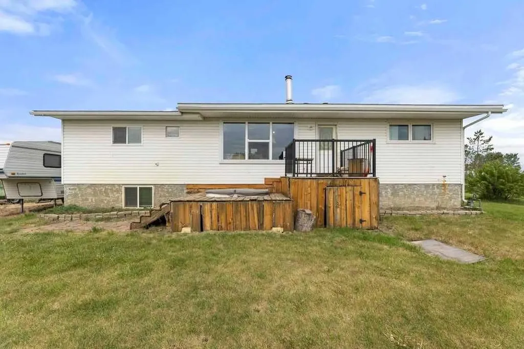 31275 Range Road 13 Rural Mountain View County AB T0M0W0