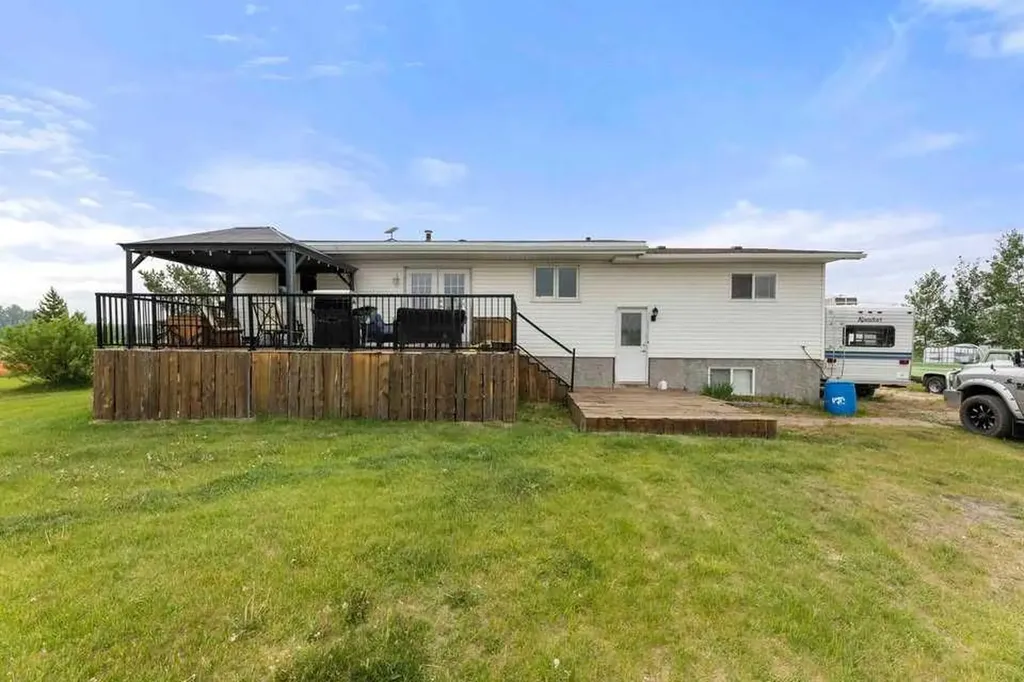 31275 Range Road 13 Rural Mountain View County AB T0M0W0