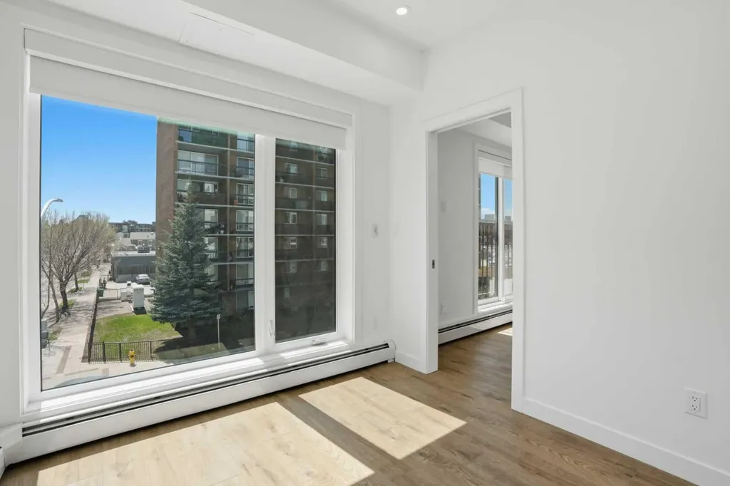 310 15 Avenue SW Calgary AB T2R 1S9