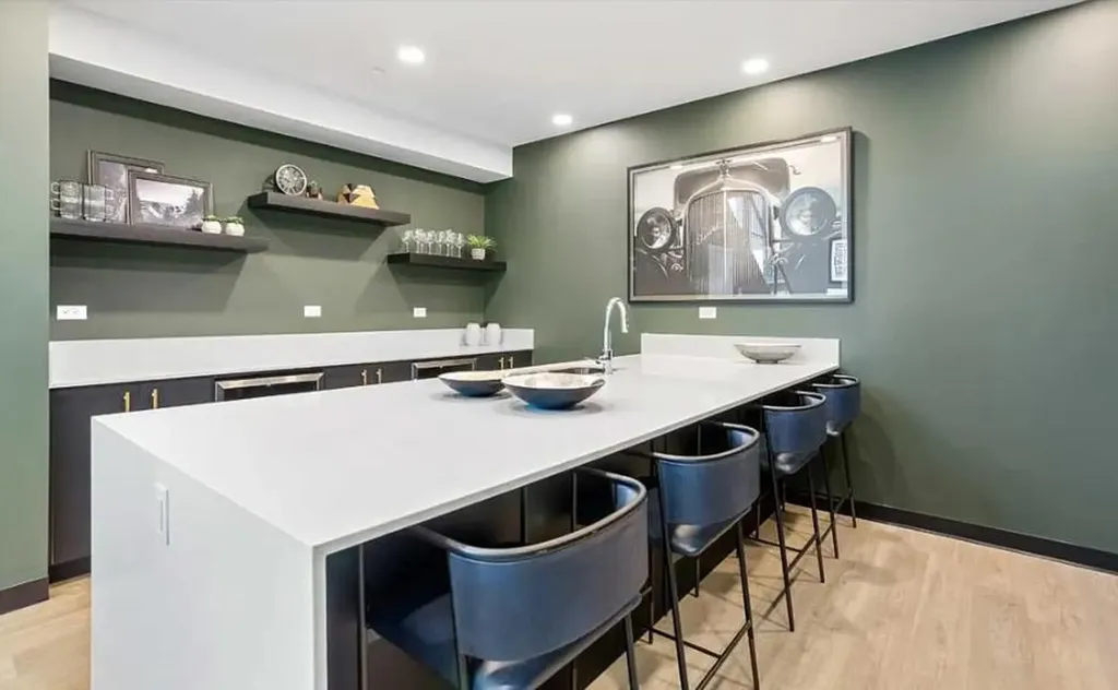 310 15 Avenue SW Calgary AB T2R 1S9