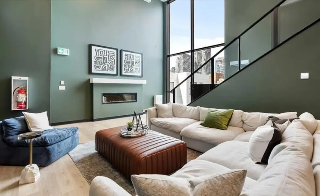 310 15 Avenue SW Calgary AB T2R 1S9