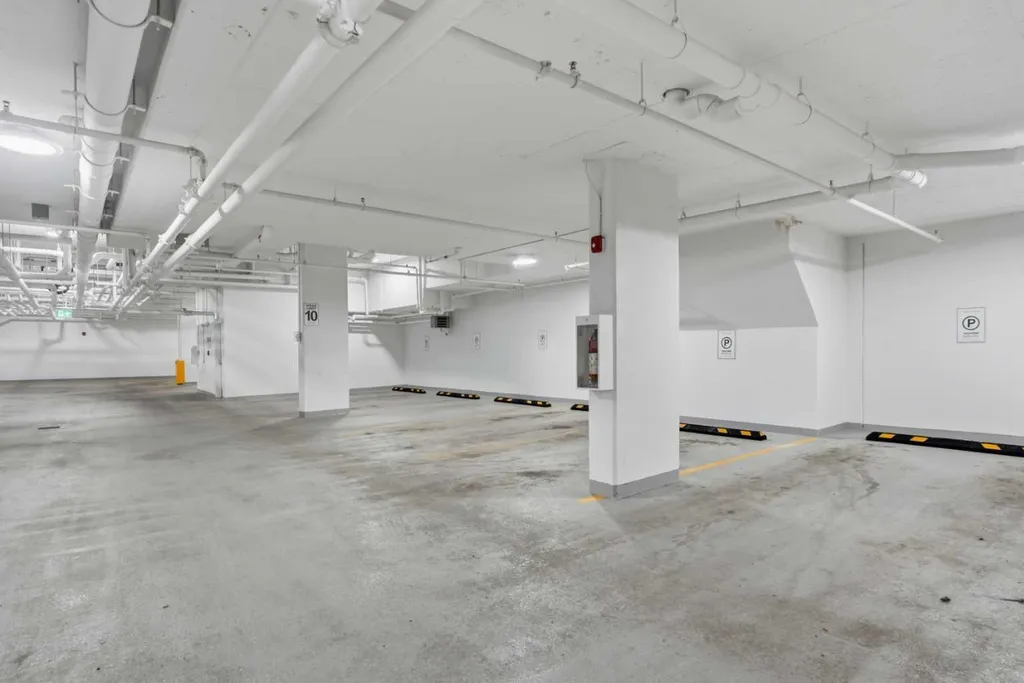 310 15 Avenue SW Calgary AB T2R 1S9