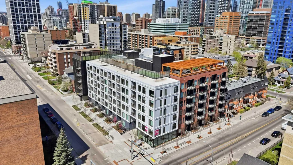 310 15 Avenue SW Calgary AB T2R 1S9