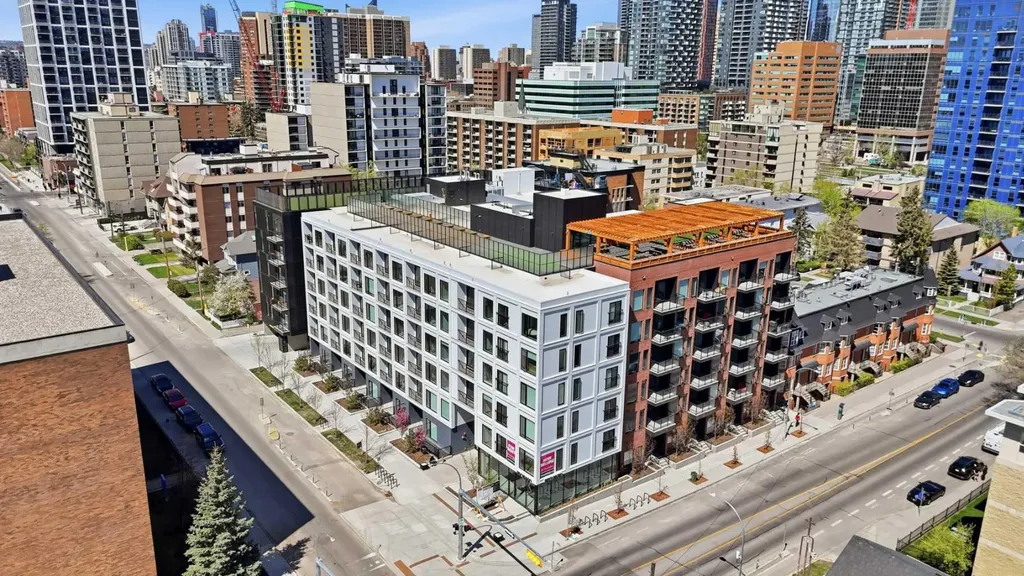 310 15 Avenue SW Calgary AB T2R 1S9
