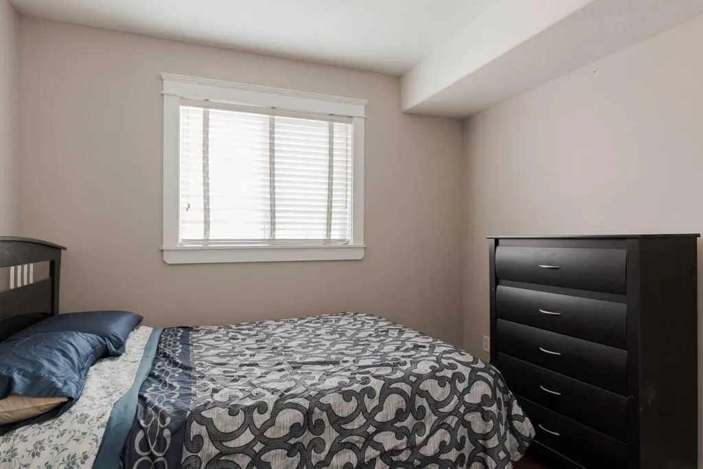 9604 Manning Avenue Fort Mcmurray AB T9H 3M7