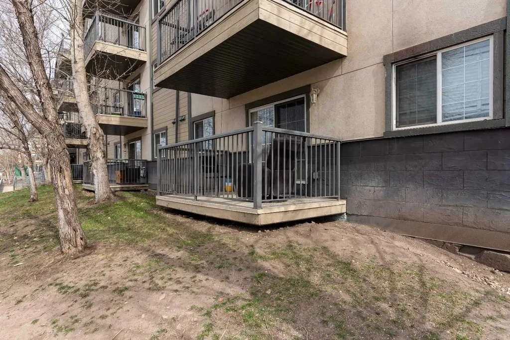 9604 Manning Avenue Fort Mcmurray AB T9H 3M7