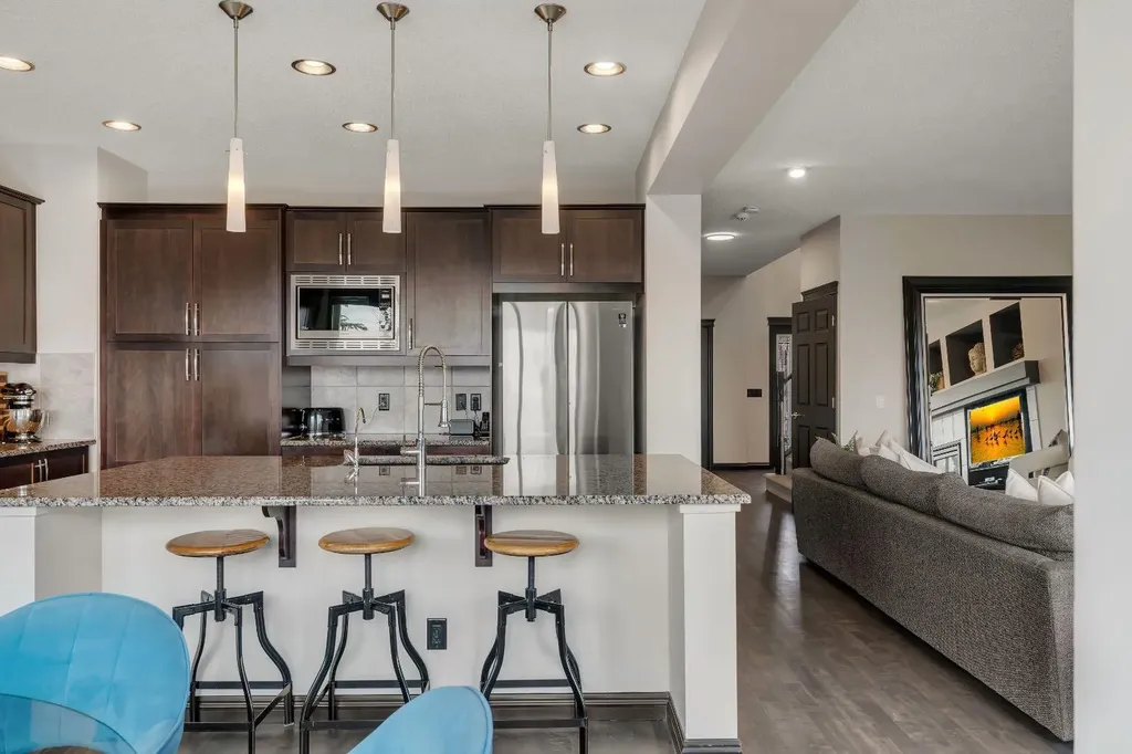 55 Evanspark Circle NW Calgary AB T3P 0B4
