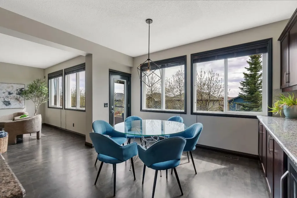 55 Evanspark Circle NW Calgary AB T3P 0B4