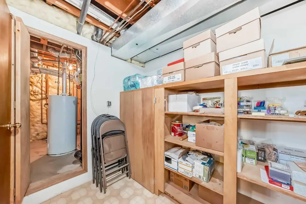 131 Ranchlands Court NW Calgary AB T3G1N8