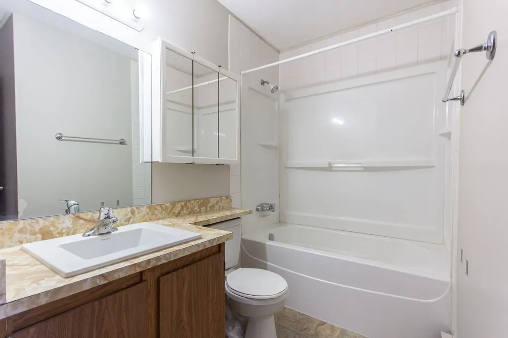 19 Gibson Close Red Deer AB T4P 2Z3