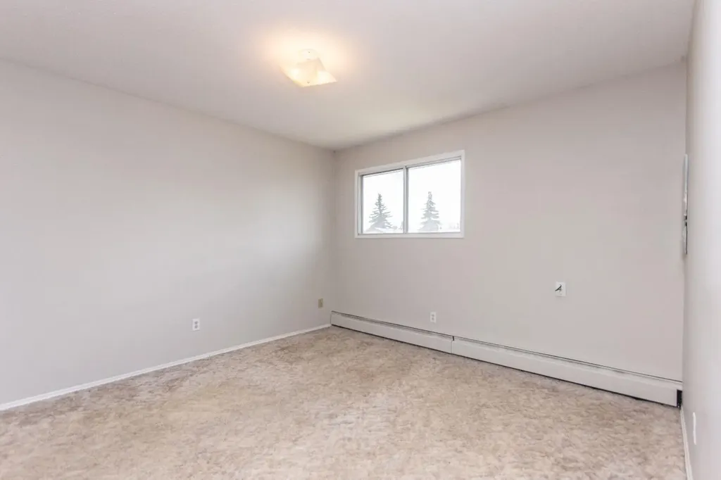 19 Gibson Close Red Deer AB T4P 2Z3